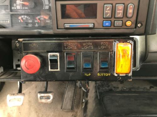 Gmc C6500 Dash Panel: Switch Panel