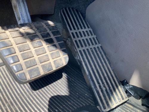 2013 Freightliner CASCADIA Left Foot Control Pedals