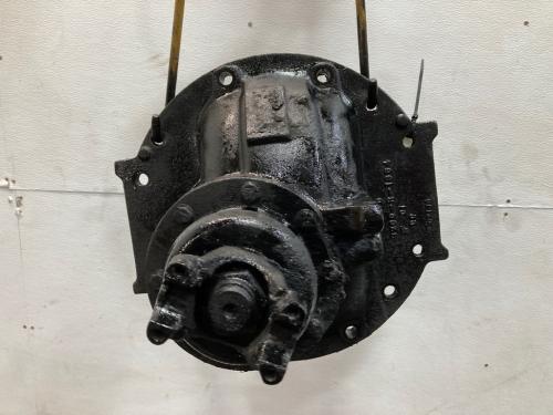 Meritor RS19145 Rear Differential/Carrier | Ratio: 5.57 | Cast# 3200-R-1884