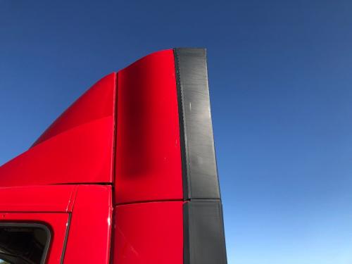 2014 Volvo VNL Left Red cab extender (fairing) | Width: 16.5  | Height: 49 : W/ Brackets And Extension, Lower Bracket Shows Rust