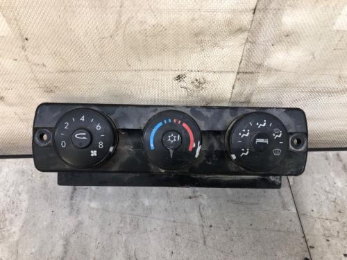 2015 Freightliner CASCADIA Heater & AC Temp Control: 3 Knobs, 3 Buttons
