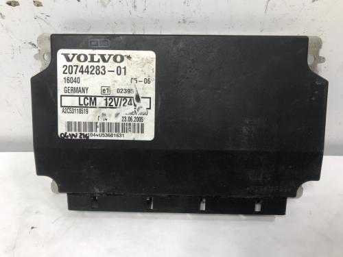 2006 Volvo VNL Light Control Module | P/N 20744283-01 | Volvo Lcm W/ 4 Plugs
