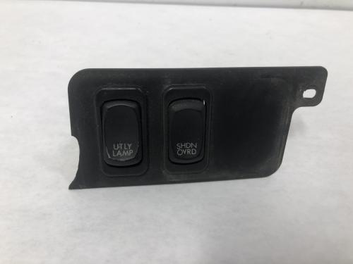 Freightliner COLUMBIA 120 Dash Panel: Switch Panel | P/N 22-58780-002