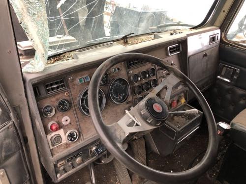 1990 Kenworth T600 Dash Assembly