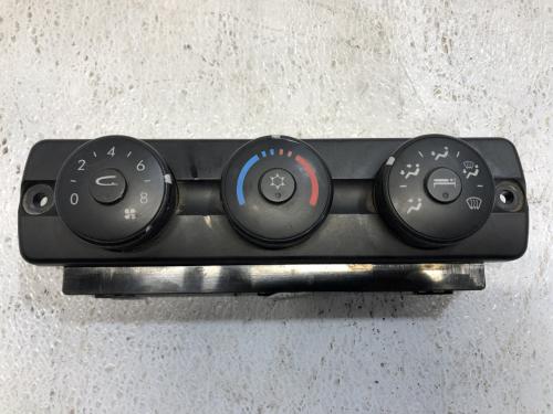 2016 Freightliner CASCADIA Heater & AC Temp Control: 3 Knobs, 3 Buttons
