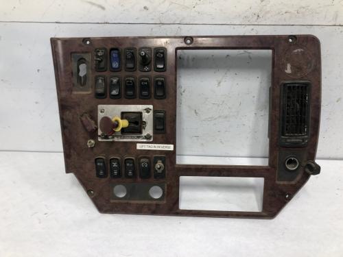 Mack CXU Dash Panel: Switch Panel | P/N 84MT5102M