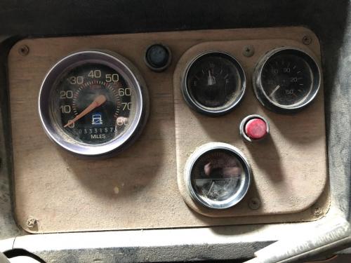1989 Volvo WCM Right Instrument Cluster