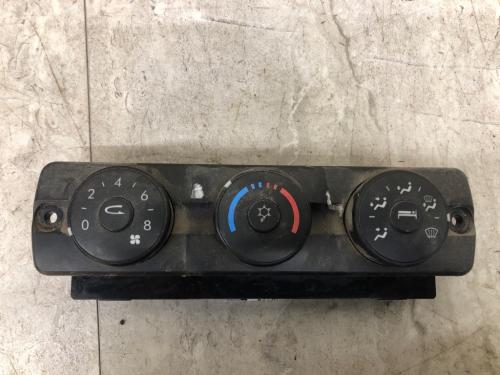 2016 Freightliner CASCADIA Heater & AC Temp Control: 3 Knobs, 3 Buttons
