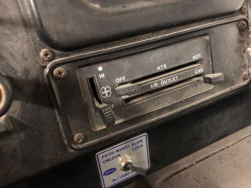 1984 International S1900 Heater & AC Temp Control: 3 Levers