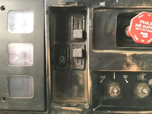 International 8200 Dash Panel: Switch Panel
