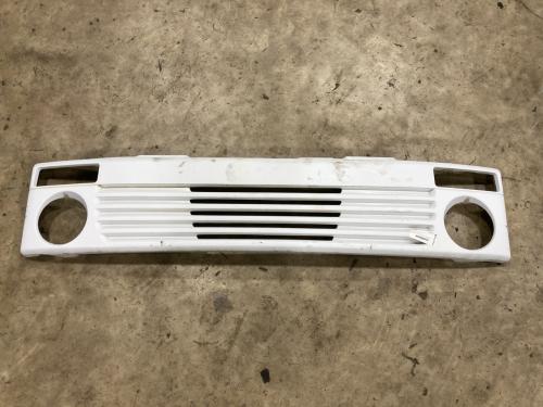 2005 Sterling CF CARGO Grille