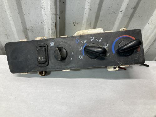 2002 Freightliner COLUMBIA 120 Heater & AC Temp Control: 3 Knobs, 1 Engine Fan Switch | P/N 805-0060-002