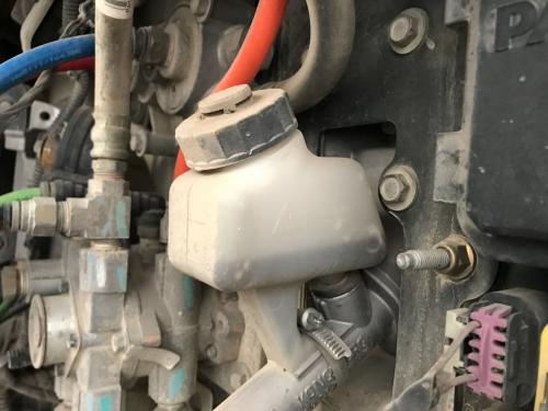 2017 Paccar E176014 Clutch Master Cylinder