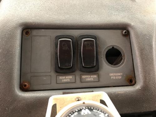 Gmc T7500 Dash Panel: Switch Panel