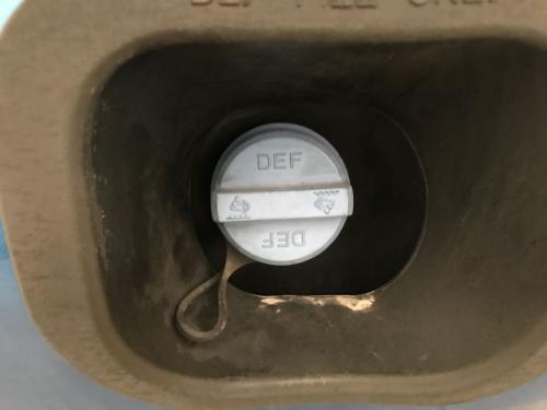2016 Peterbilt 579 Verify Gallon  Urea/DEF Tank | Length: Verify | Width/Dia: Verify
