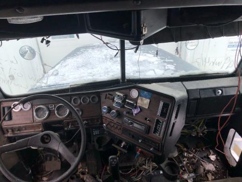 1999 Freightliner CLASSIC XL Dash Assembly