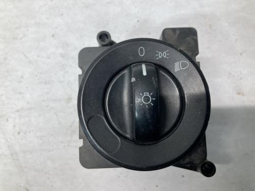 2010 Freightliner CASCADIA Switch | Headlight | P/N A06-58685-001