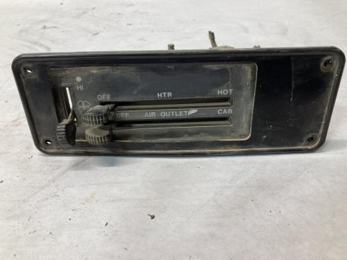 1985 International S1900 Heater & AC Temp Control: 3 Levers