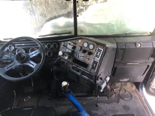 1999 Freightliner CLASSIC XL Dash Assembly