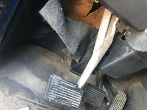 1999 Freightliner CLASSIC XL Foot Control Pedals