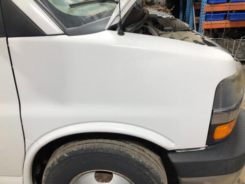 2010 Chevrolet EXPRESS Right White Quarter Panel Steel Fender Extension (Hood): Does Not Include Bracket