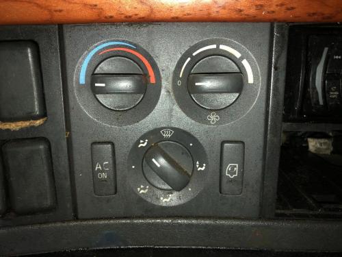 2005 Volvo VNL Heater & AC Temp Control