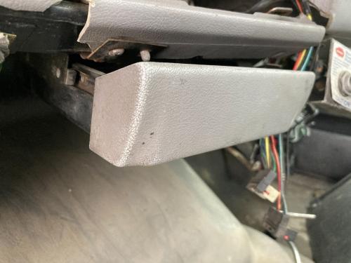 Ford L9513 Dash Panel: Ash Tray