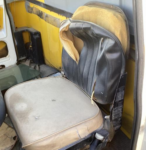 1984 Gmc BRIGADIER Seat, Mechanical Suspension
