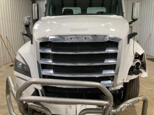 2021 Freightliner CASCADIA Grille
