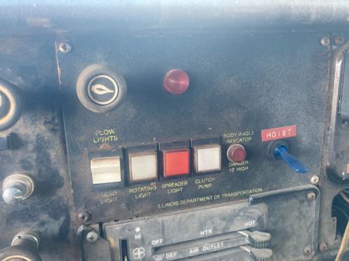 International S1900 Dash Panel: Switch Panel