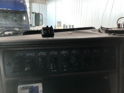 Kenworth T2000 Dash Panel: Switch Panel