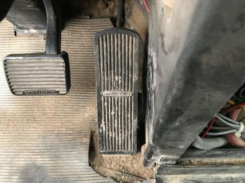 1995 Freightliner FLD112 Foot Control Pedals