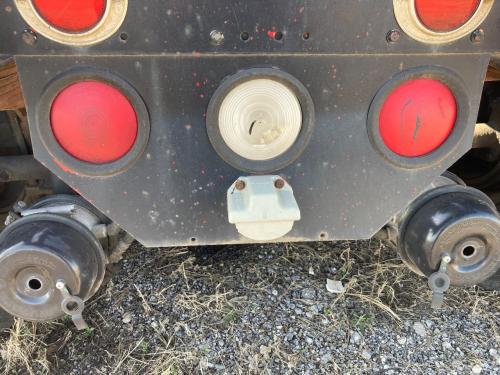 1997 Freightliner FLD120 Tail Panel: 2 Red, 1 White And A License Plate Light