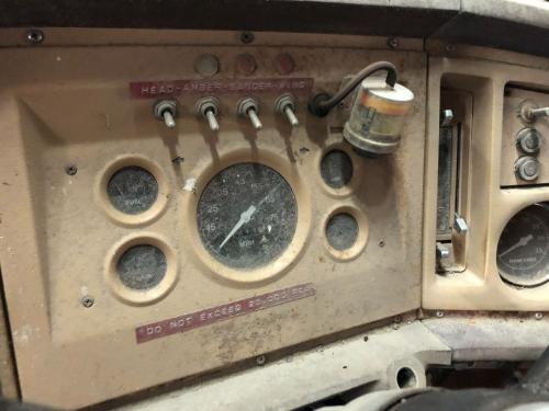 1982 Ford LN8000 Instrument Cluster