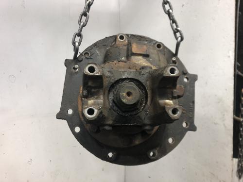 Meritor RS21145 Rear Differential/Carrier | Ratio: 3.91 | Cast# Could Not Verify