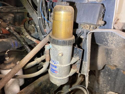 1998 Mack E7 Fuel Filter Assembly: P/N 380