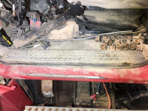 2002 Sterling L9511 Lh Lower Sill Plate