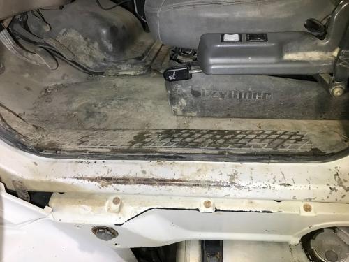2004 Sterling L9513 Lh Lower Sill Plate
