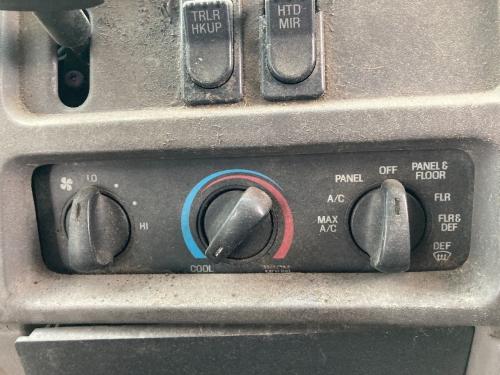 2000 Sterling A9513 Heater & AC Temp Control: 3 Knobs