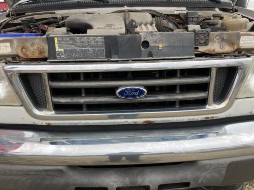 2007 Ford E350 CUBE VAN Grille