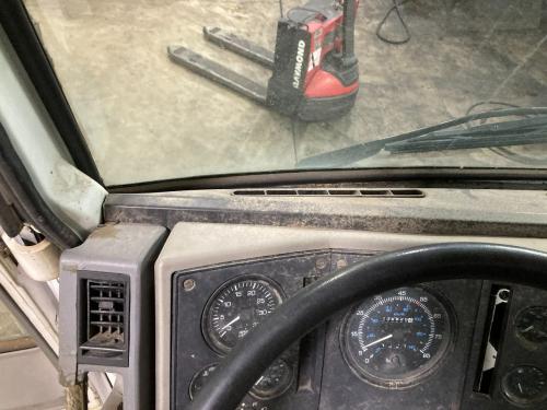 1996 Ford CF7000 Both Dash Assembly