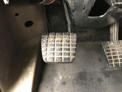 2011 Freightliner CASCADIA Foot Control Pedals