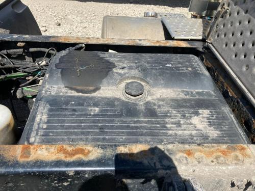 2014 Freightliner CASCADIA Poly Battery Box | Length: 32.50 | Width: 26.5