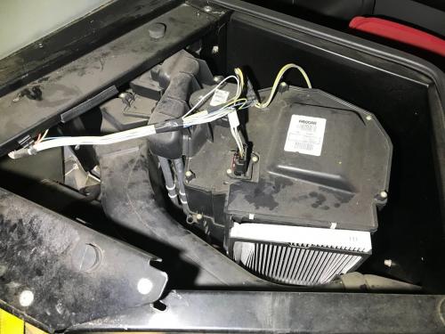 2017 Kenworth T680 Heater Assembly
