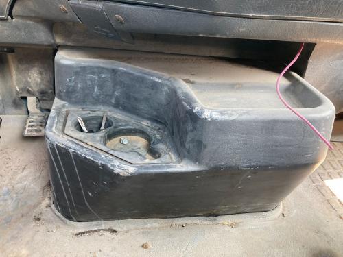 2000 Volvo VNM Interior, Doghouse: Lower Cup Holder With Top Tray