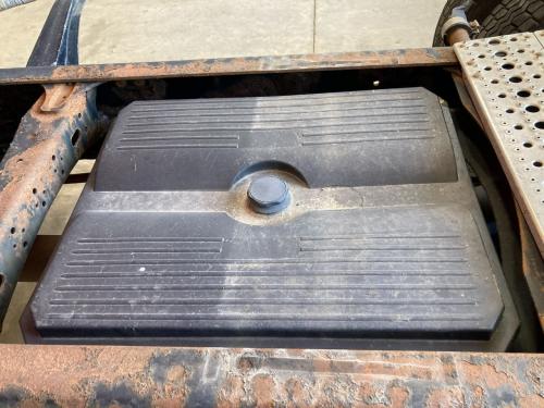2007 Freightliner COLUMBIA 120 Poly Battery Box | Length: 32.00 | Width: 26.0