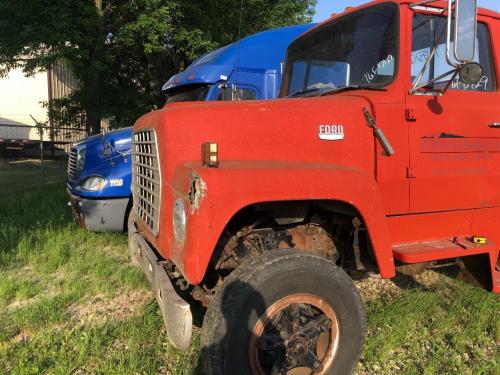 Hood, 1976 Ford LN9000 : Red