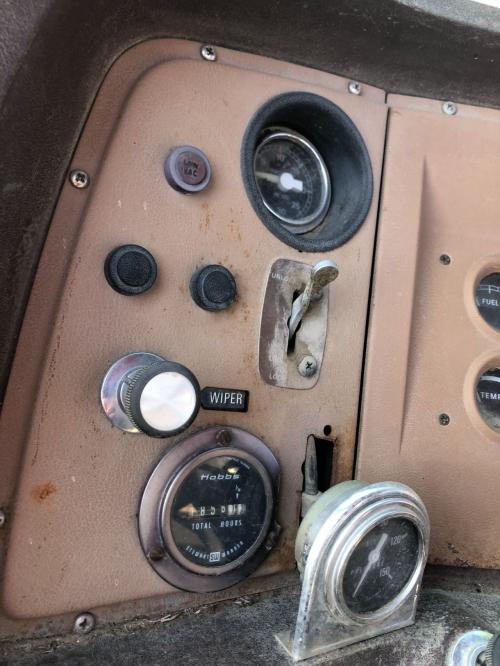 Ford LT8000 Dash Panel: Switch Panel