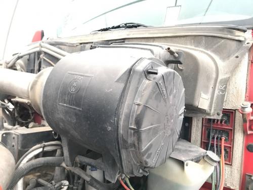 2013 Kenworth T700 11-inch Poly Donaldson Air Cleaner
