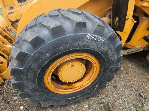 1994 Case 721B Tires